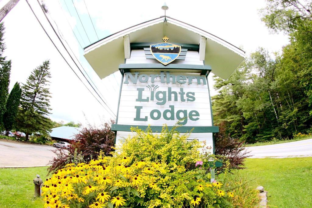 Northern Lights Lodge Stowe Exterior photo